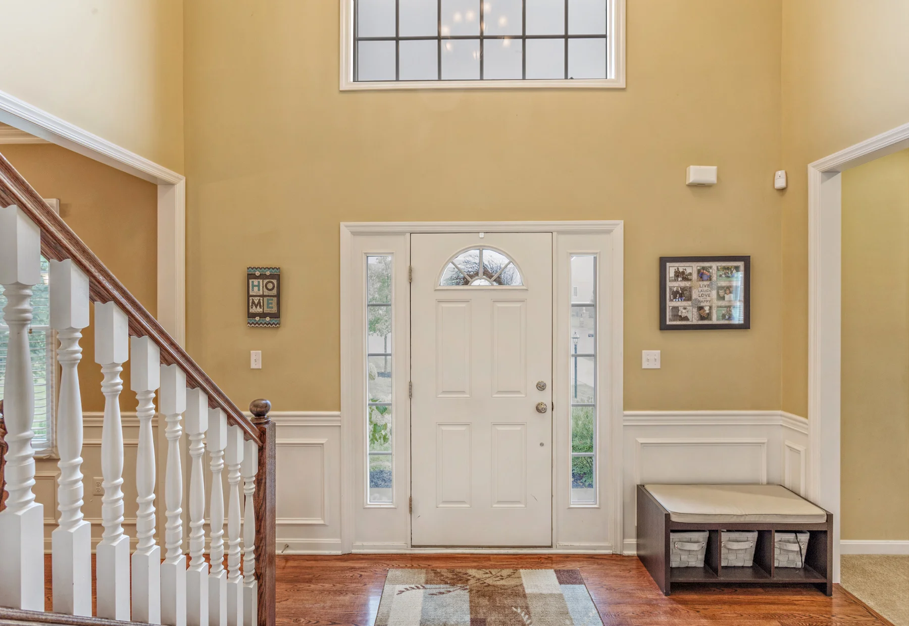 810_Ashwood_Drive_008.jpg