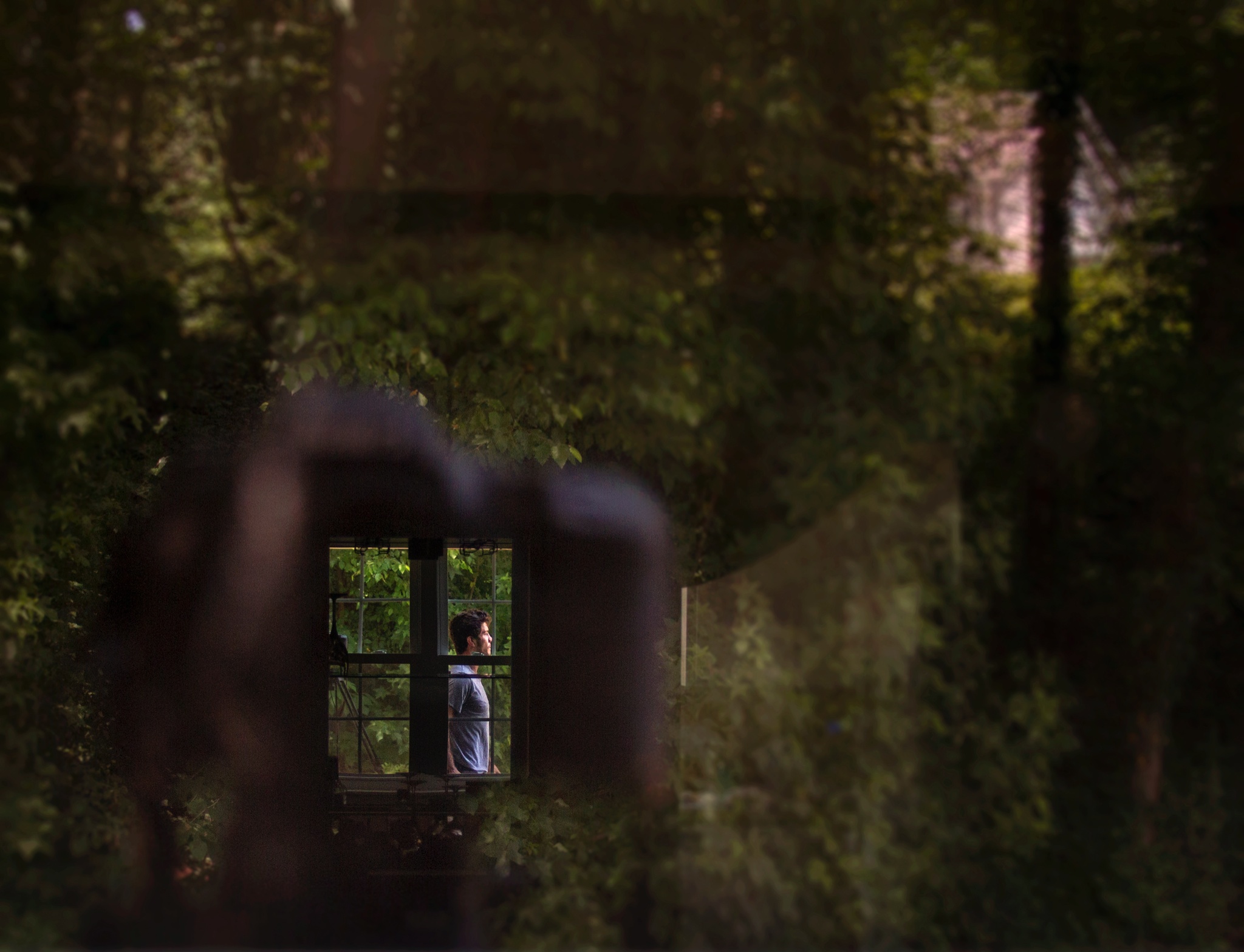 camera_reflection_window.jpg