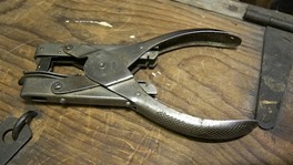 Clipless Paper Fastener