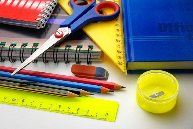How to Choose an Office Supply Vendor - Products & Delivery — Office  Express (OEX) - Office Furniture, Business Supplies, Printing, Promo