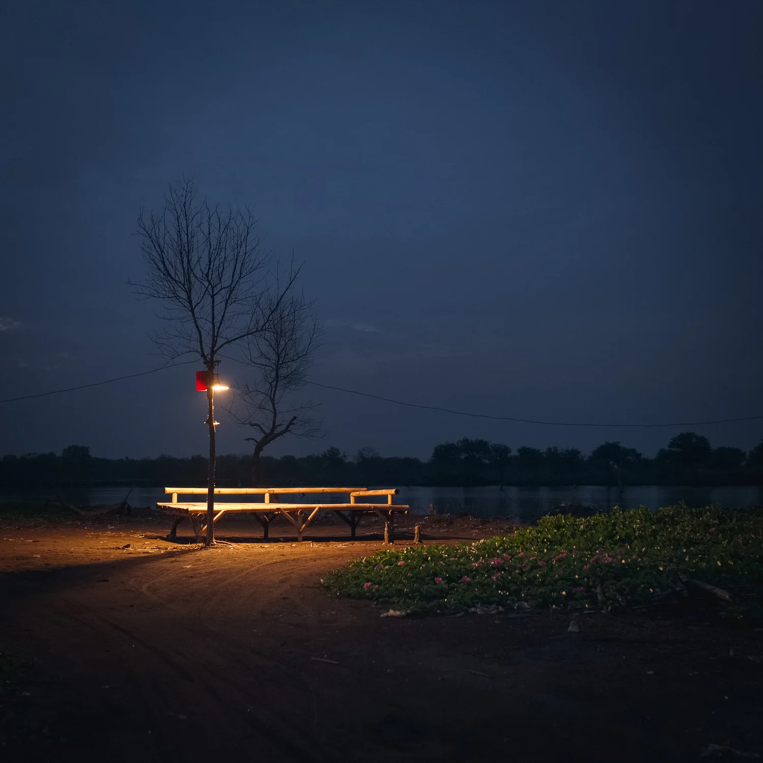 Fujifilm X-T1 | XF 23mm. f/2.8, 1.8 sec, ISO 200