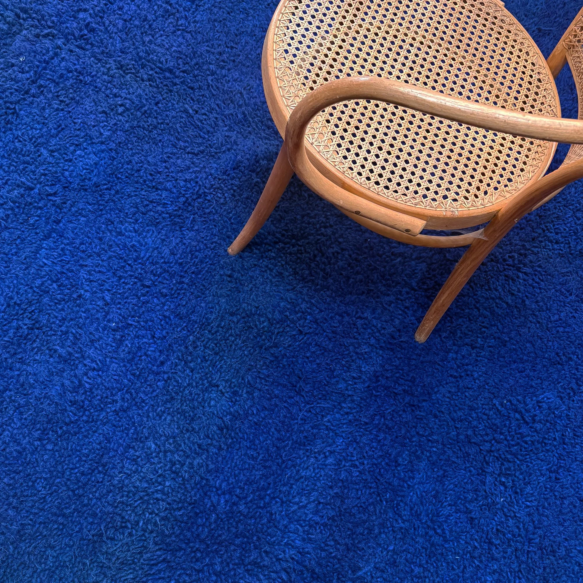 blue01 b.jpg