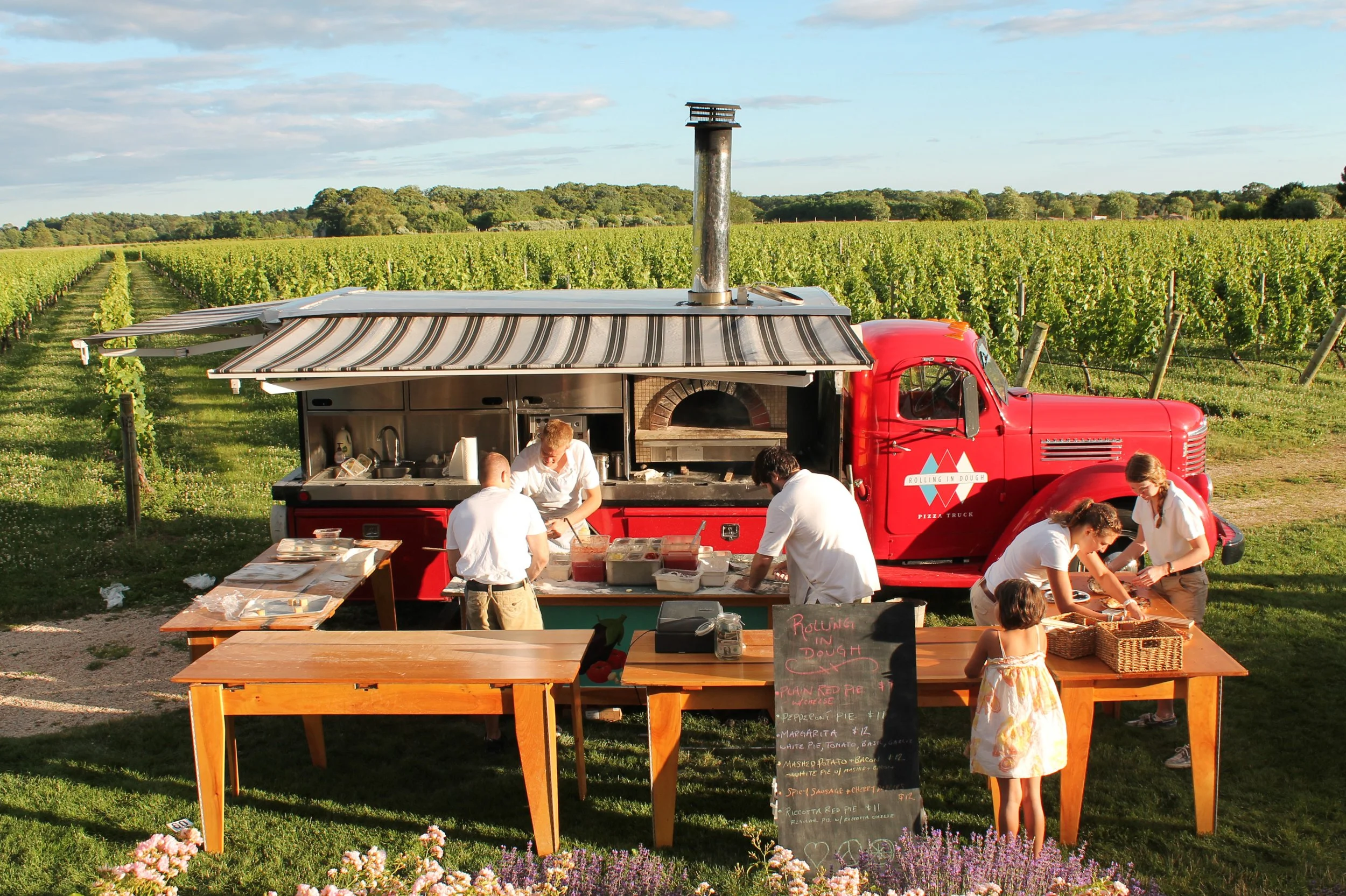 Wine Club Pick-Up Party with Rolling in Dough Pizza Truck (SOLD OUT!)