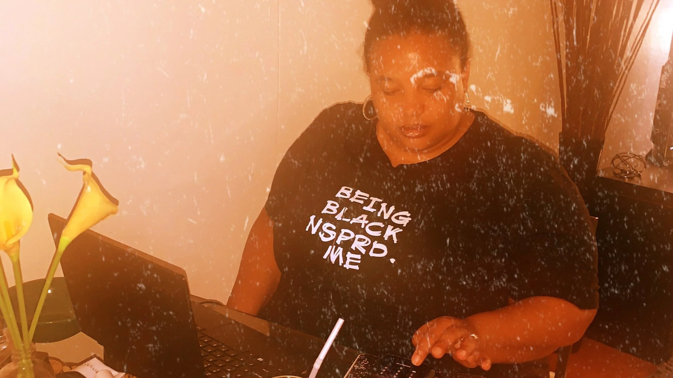 Copy+of+Keziaking_brown+working+girl_.jpg