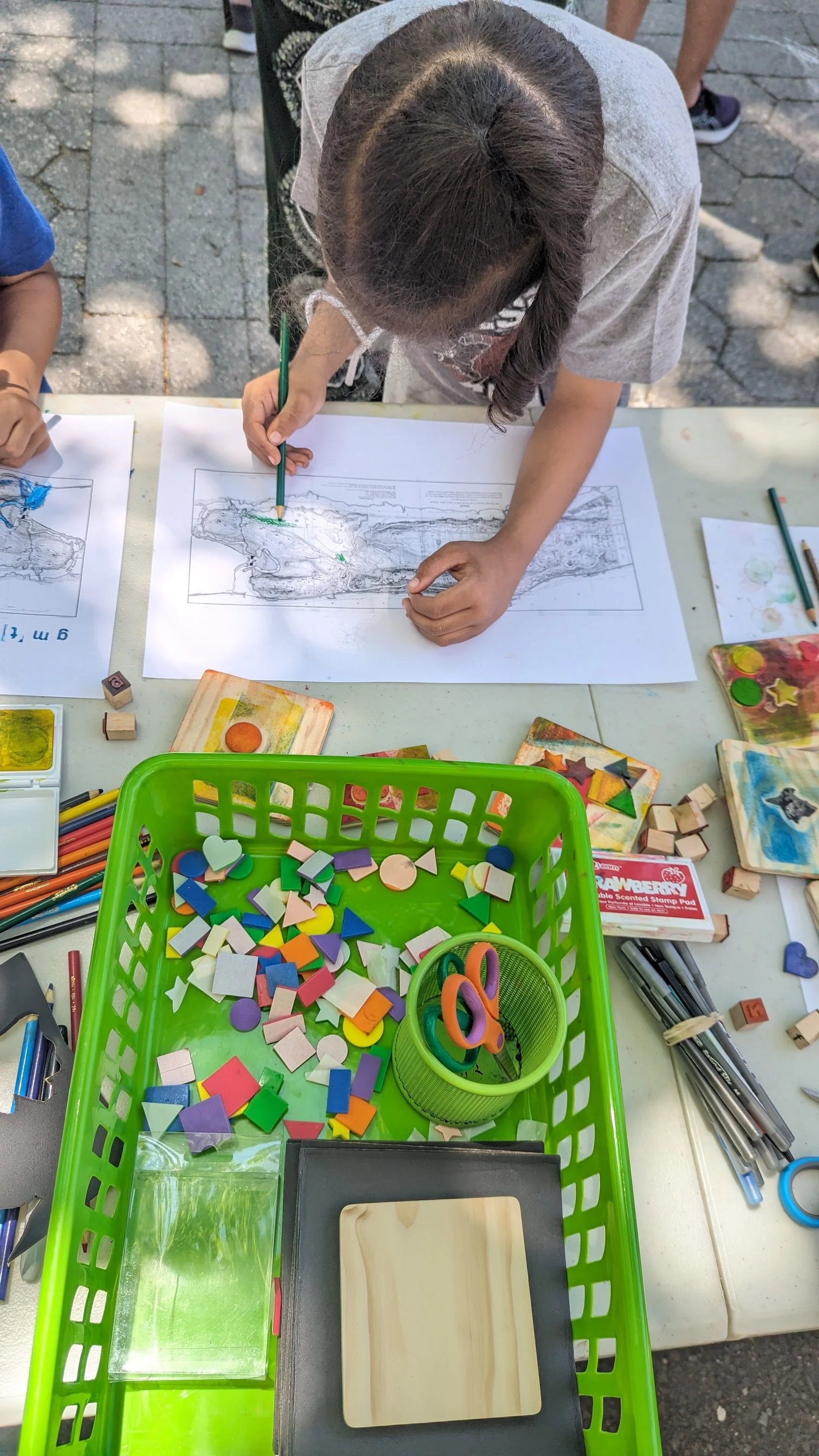Community Art-Making:                                                                         Where Kids (and their Parents) learn through the power of creativity