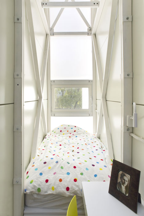Keret-House_4.jpg
