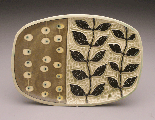 roe and seaweed , rectangular plate, 9 x 6 x 1