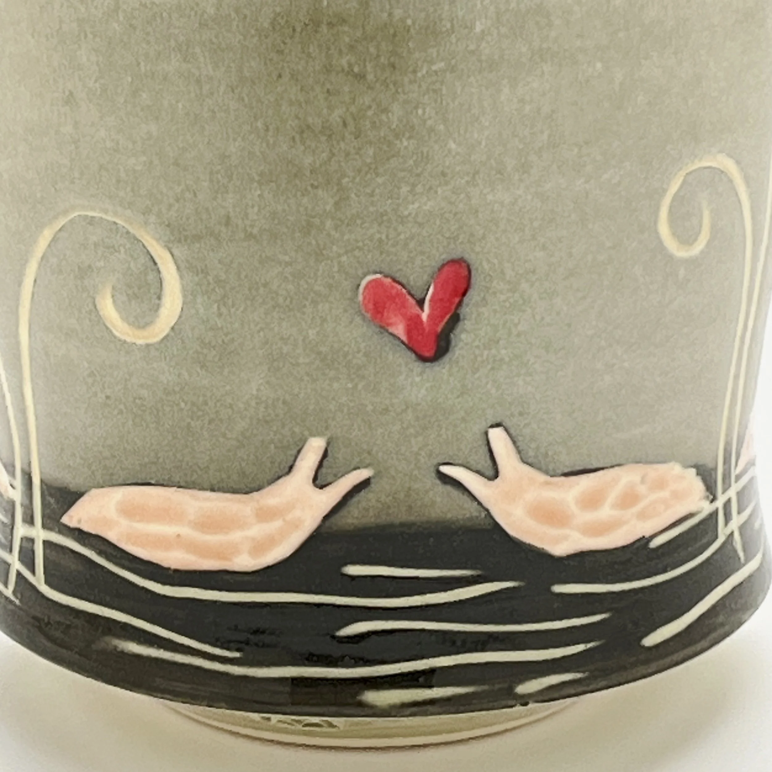SlugSweetheartsTeaCup_1ejpg.jpg