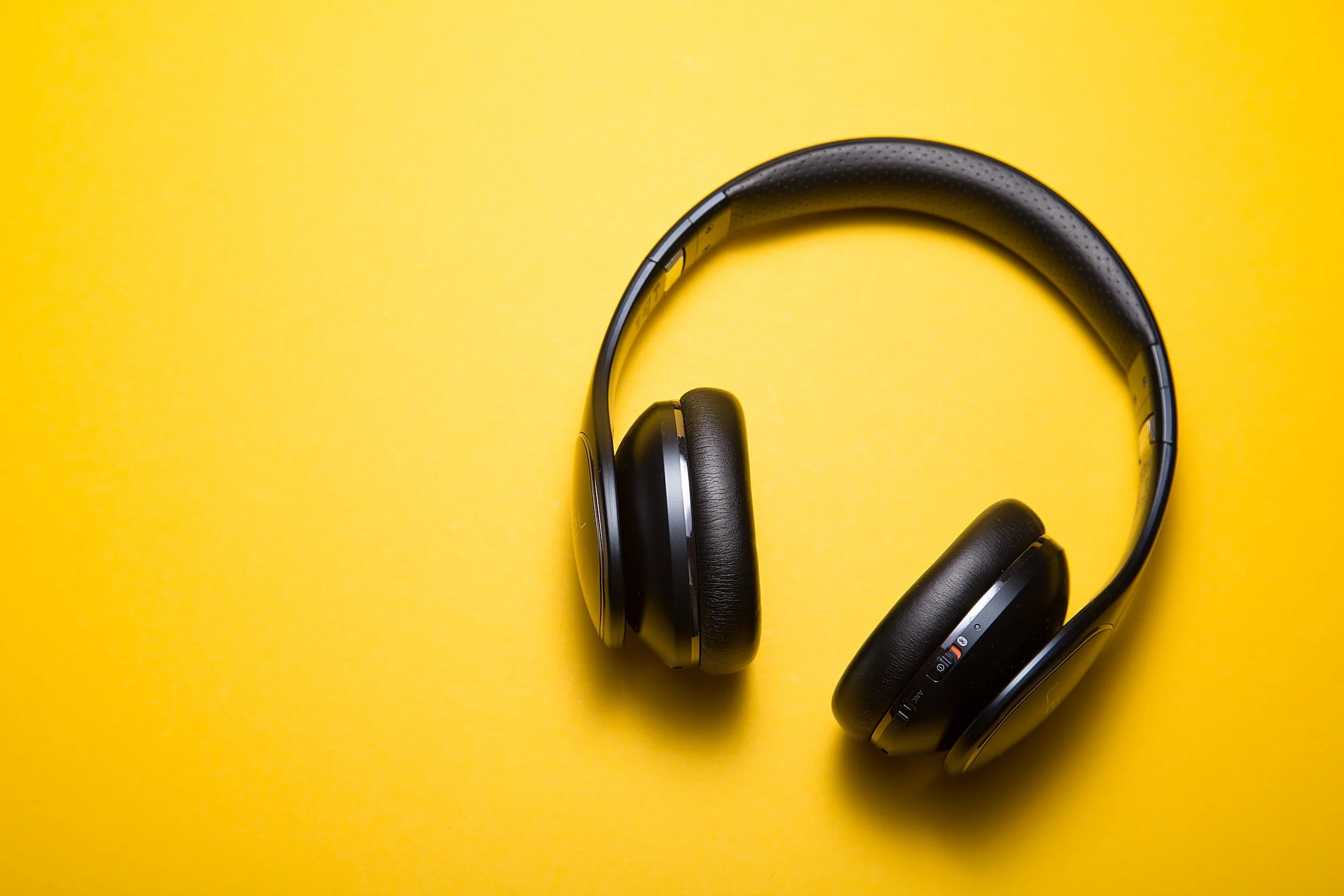 How to Listen and Follow The Photography Made Simple Podcast