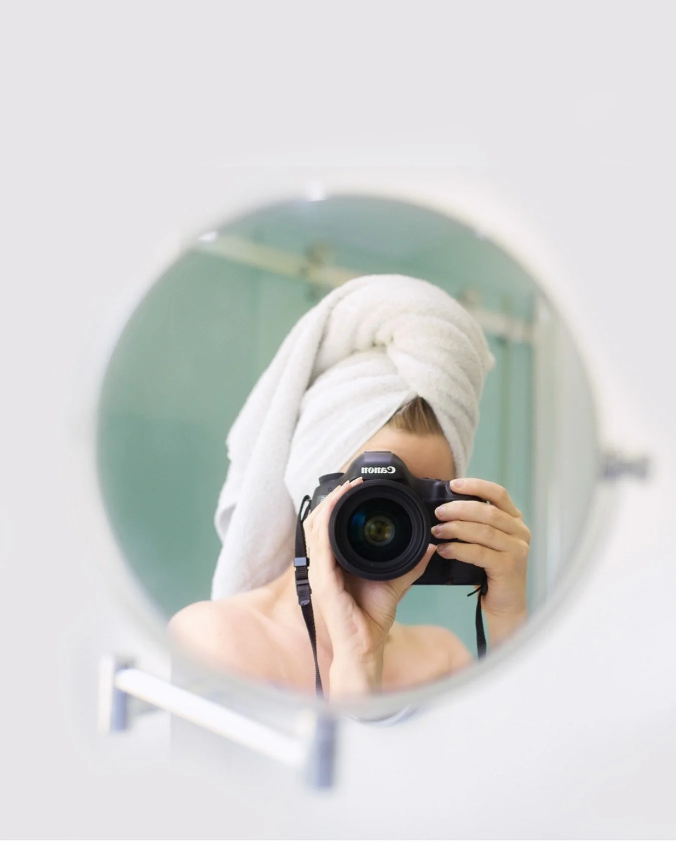 💖 Ready to feel more creative and get out of a rut?

Every so often, I find myself a little bit bored with photography (in my defence, I&rsquo;ve been doing this for 17 years!! 😂) and I often need to find ways to feel more creative again! 

Here&rs