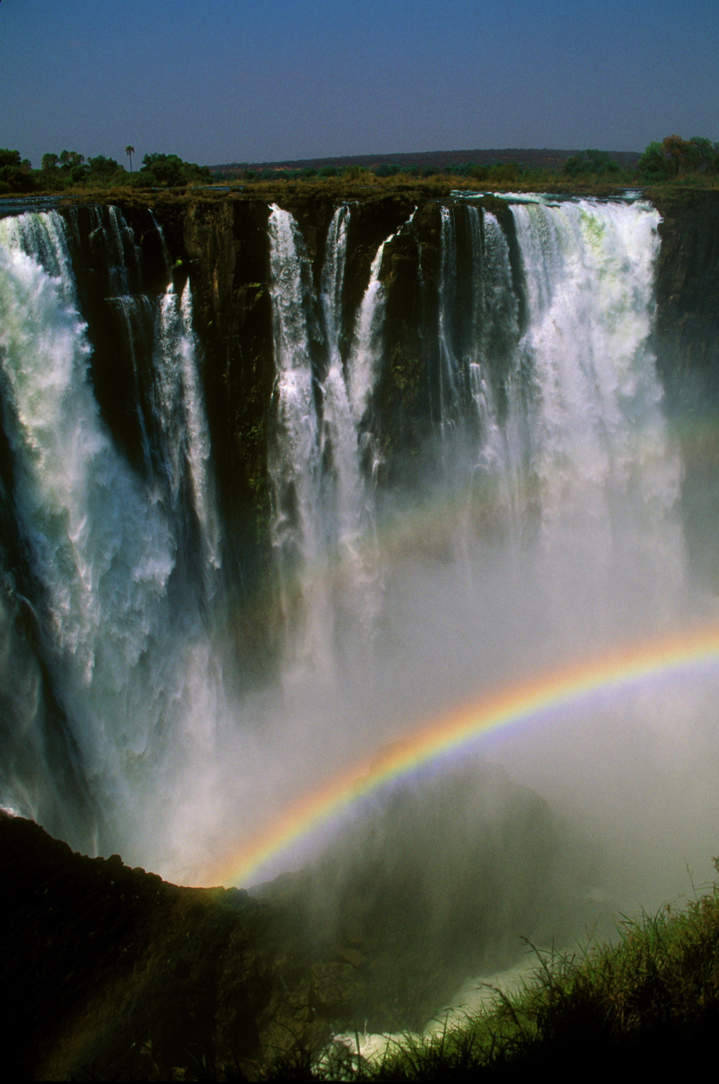 VICTORIA FALLS .jpg