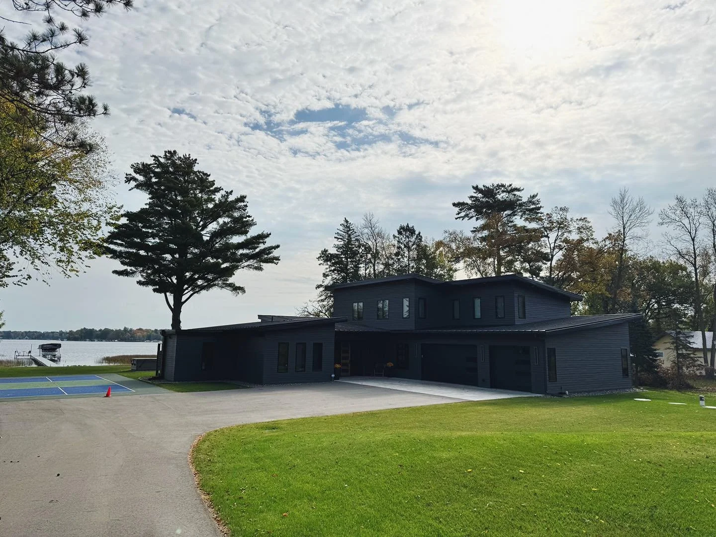 Nothing like projects on the lake with builders who are like friends &mdash; it's always a pleasure working with @grandtbuilders! 
#AllWaysPainting #QualityAllWays