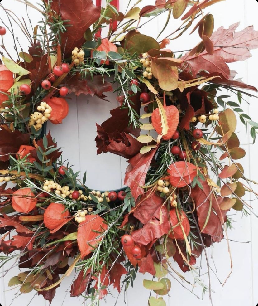 autumnal wreath making 2021.png