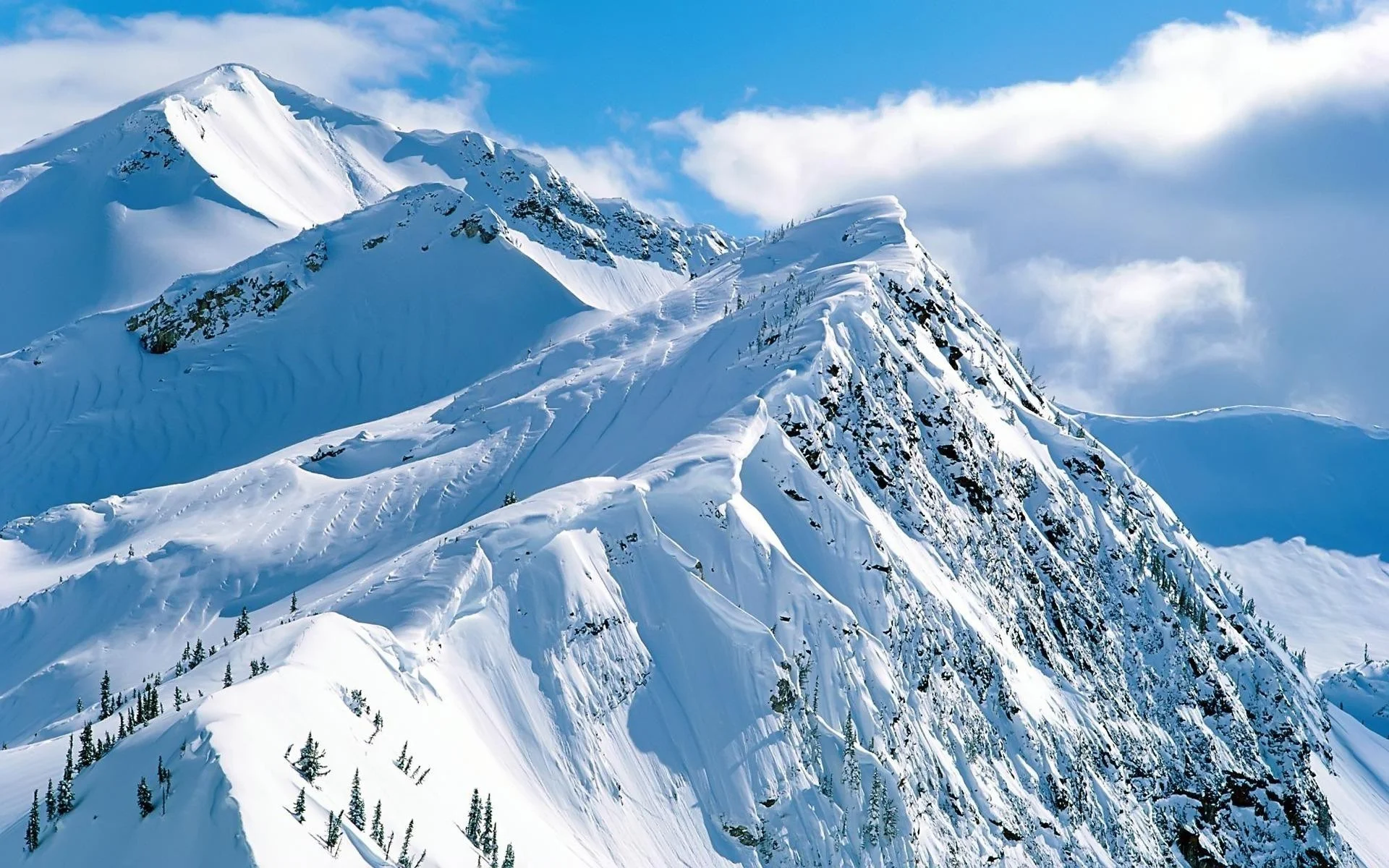 snowy-mountain-peak-nature_109497.jpg