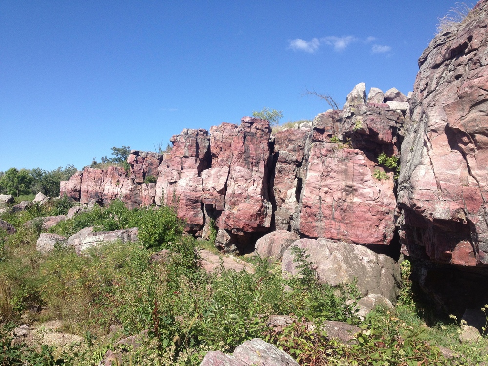  The Cliffs of Pipestone National Monument&nbsp; 