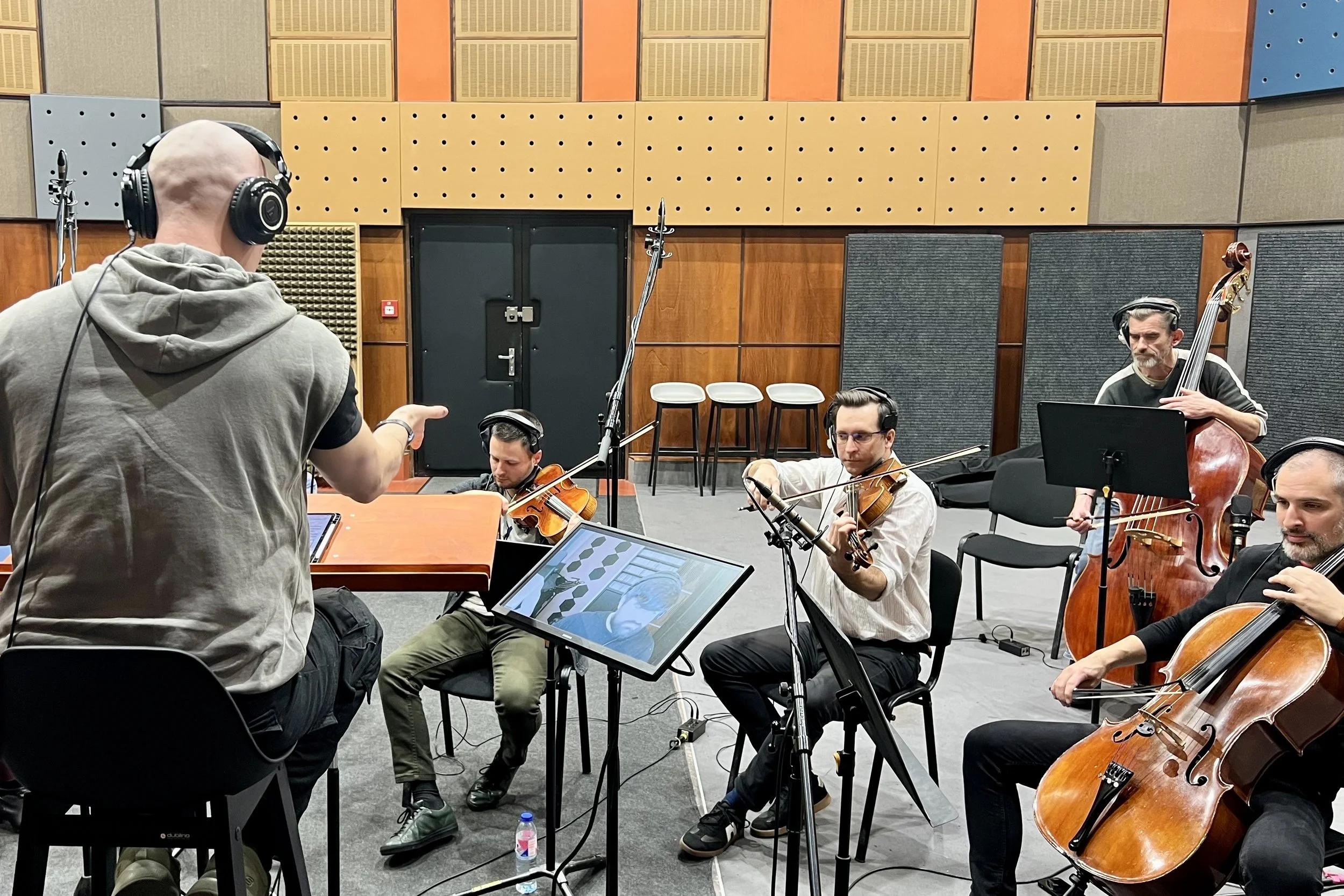 Krisztián Balassa & The Hungarian Studio Orchestra recording strings for High Above.