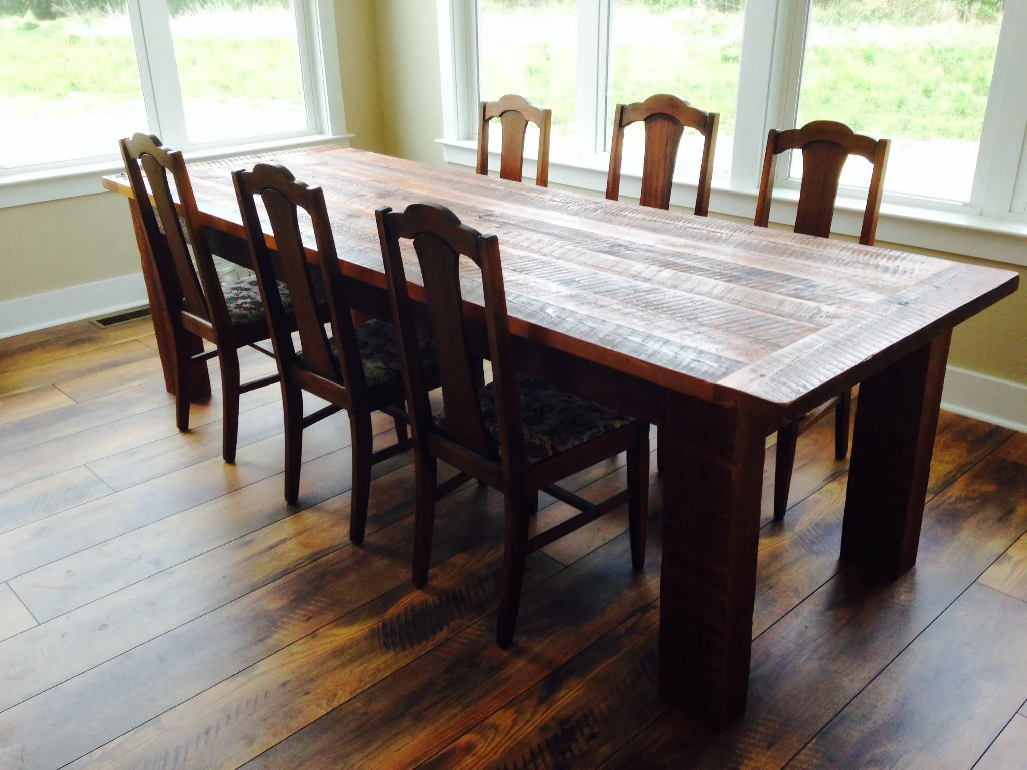 Fancy Fixings Table