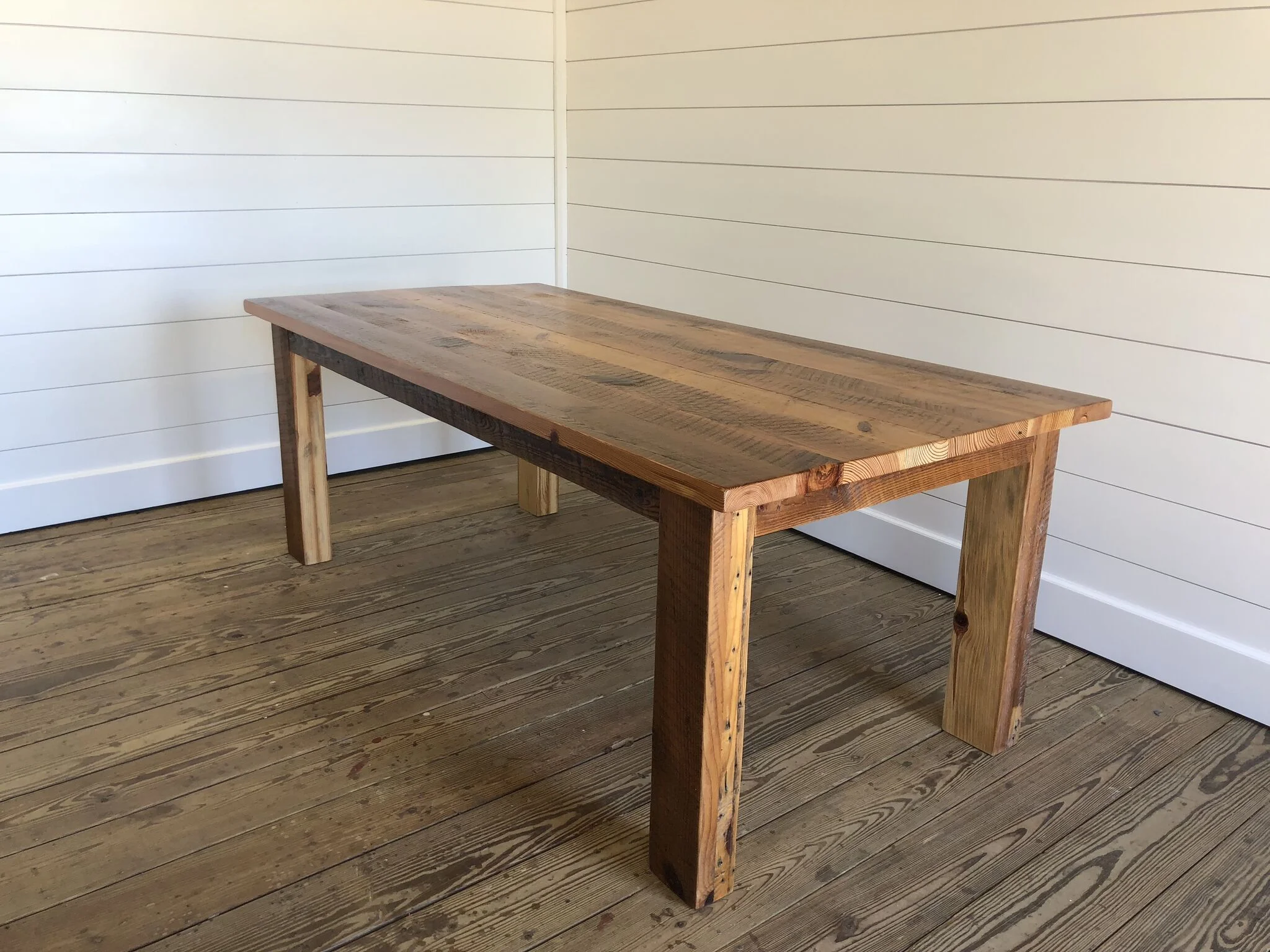 Fancy Fixings Table