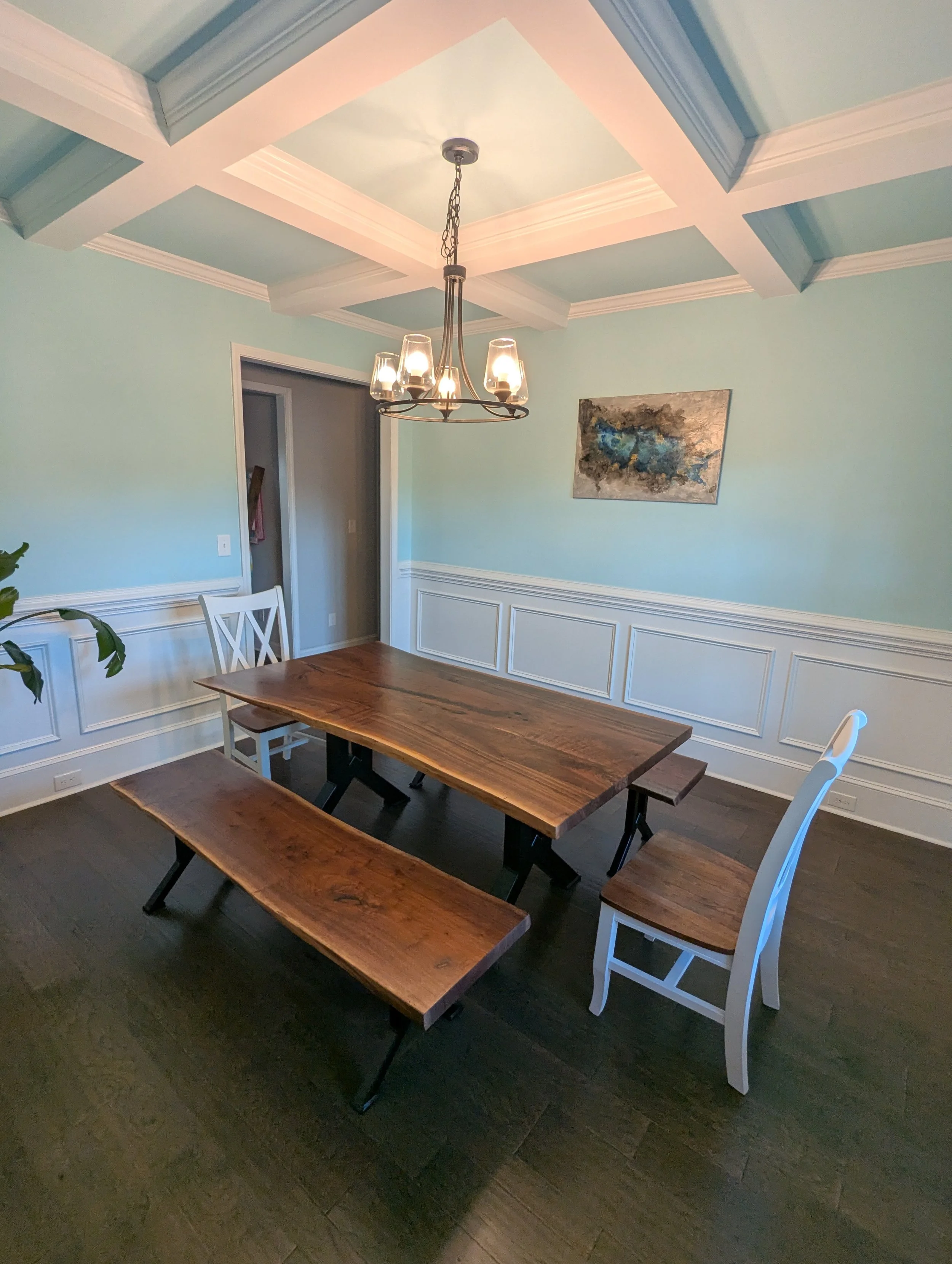 Grandfather Mountain Table with Beekeeper's Chairs