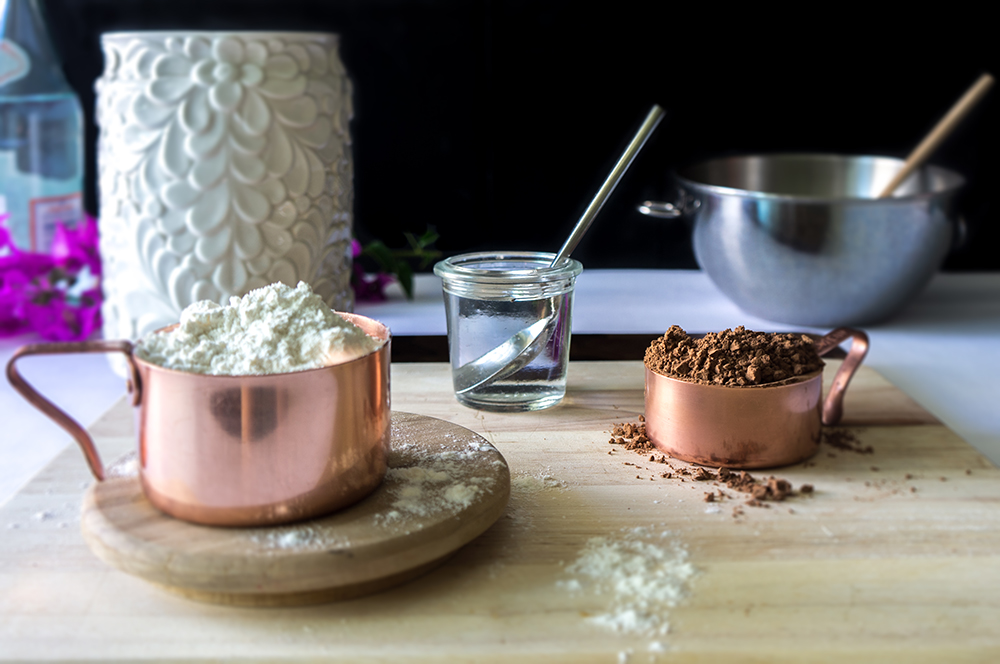 Flour and cocoa powder. How to make a cake without a mixer. Recipe for chocolate cake.