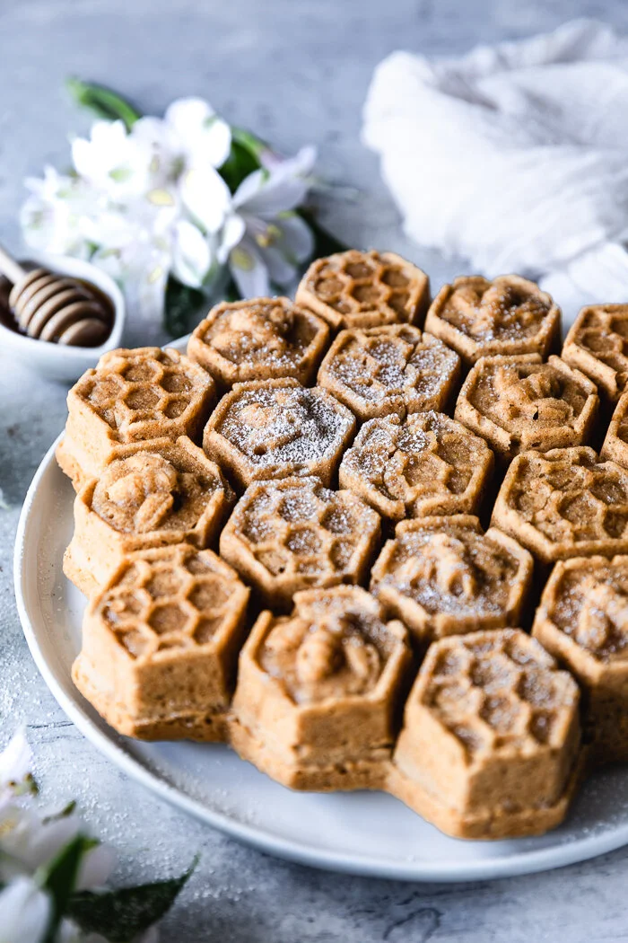 Spiced amaretto cake