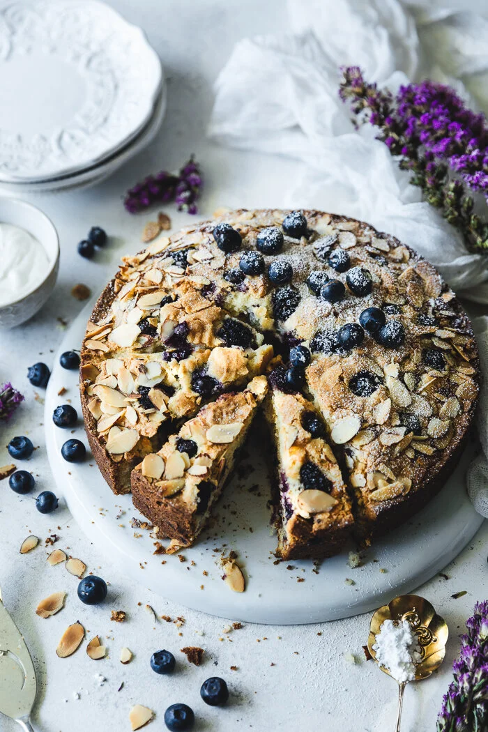 Share 136+ blueberry almond cake best in.eteachers