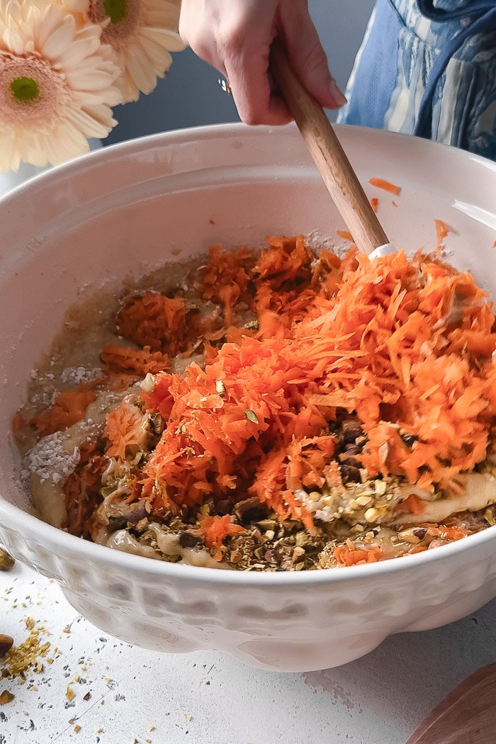 Super Moist Carrot Cake Recipe