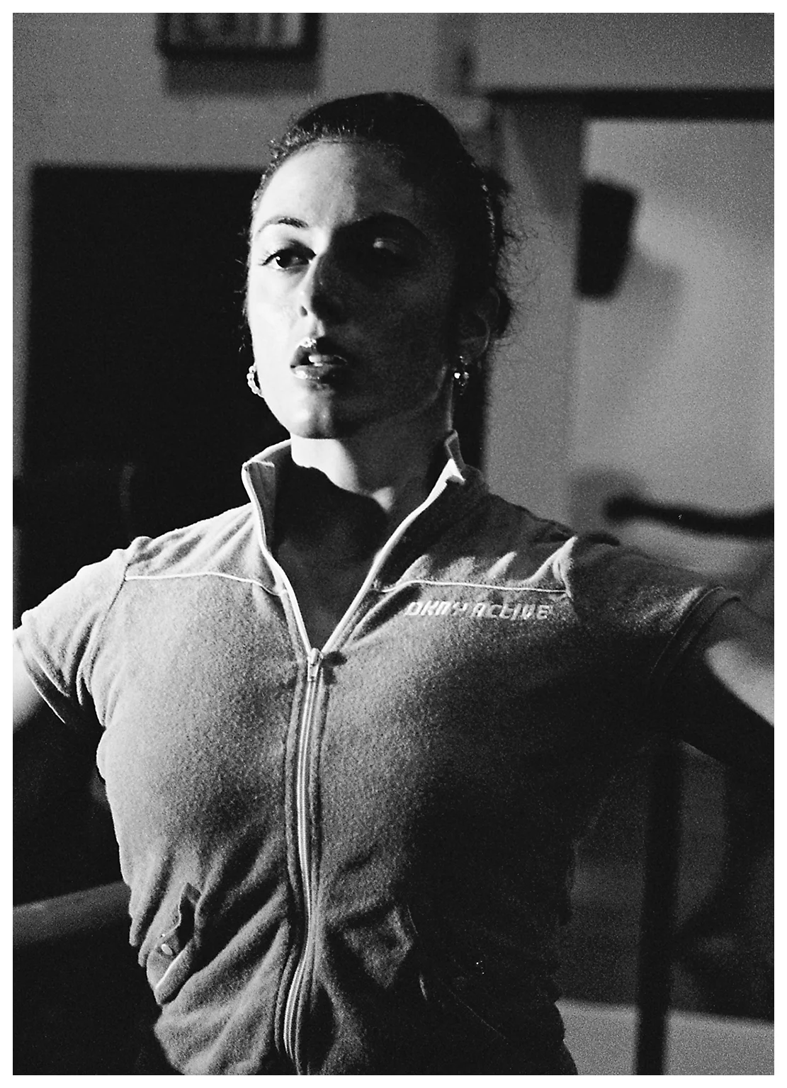 JoleneVA32-18-crp-shrp-rsz06.jpg