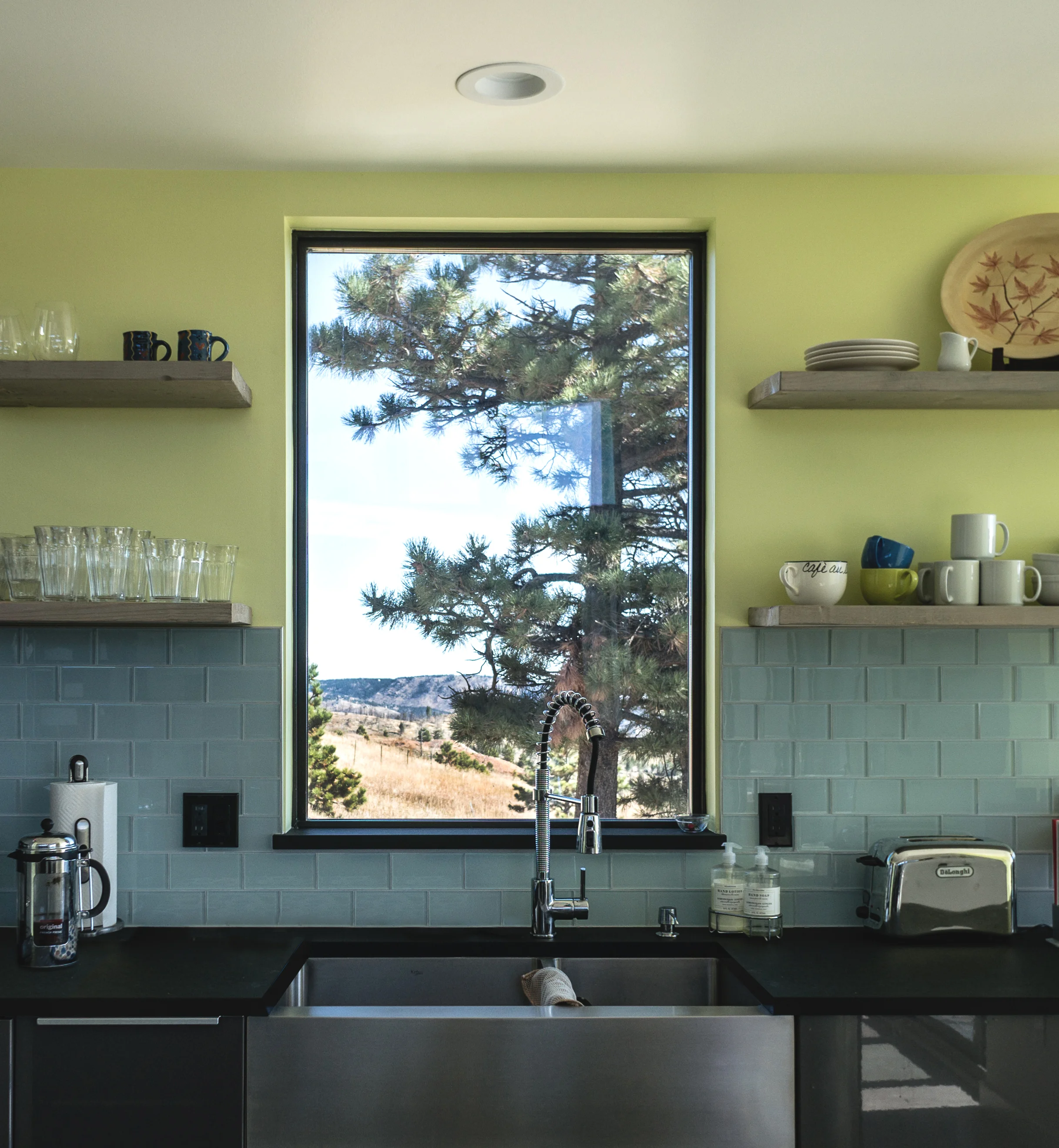 Kitchen No Placemat or Sponge.jpg