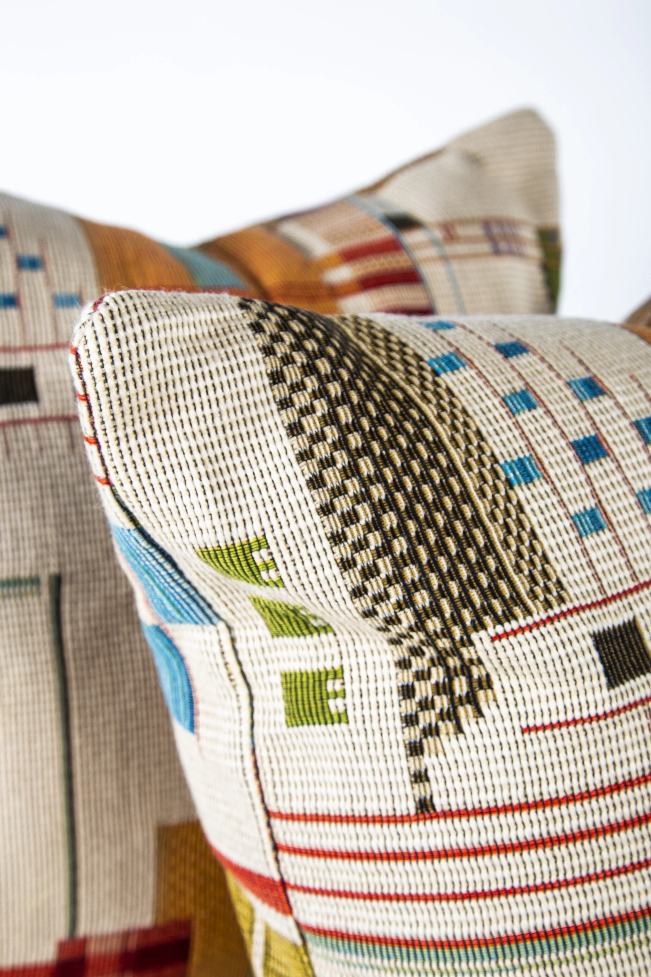 URBAGE Custom Down Pillows — URBAGE