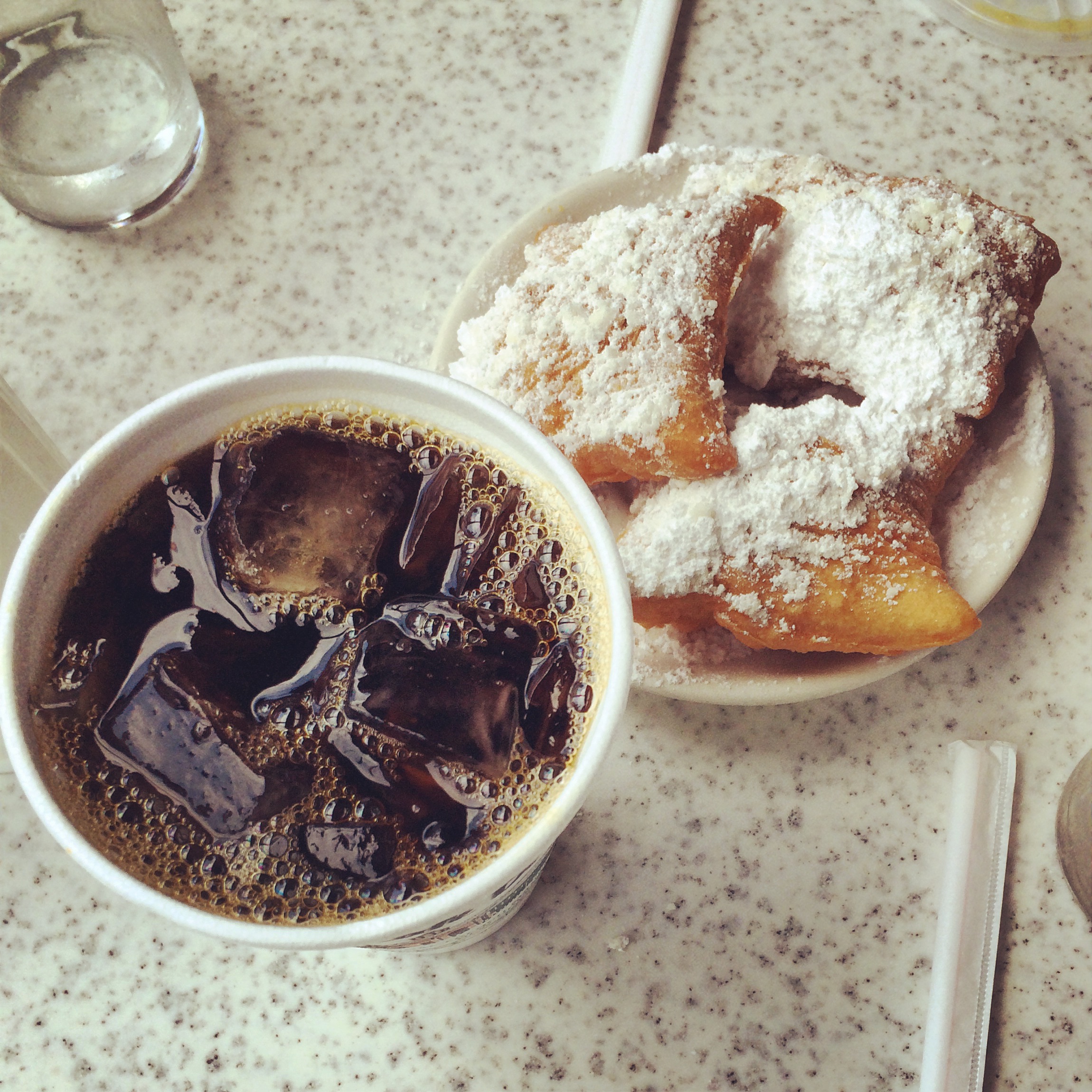 Coffee & beignets at Café du Monde