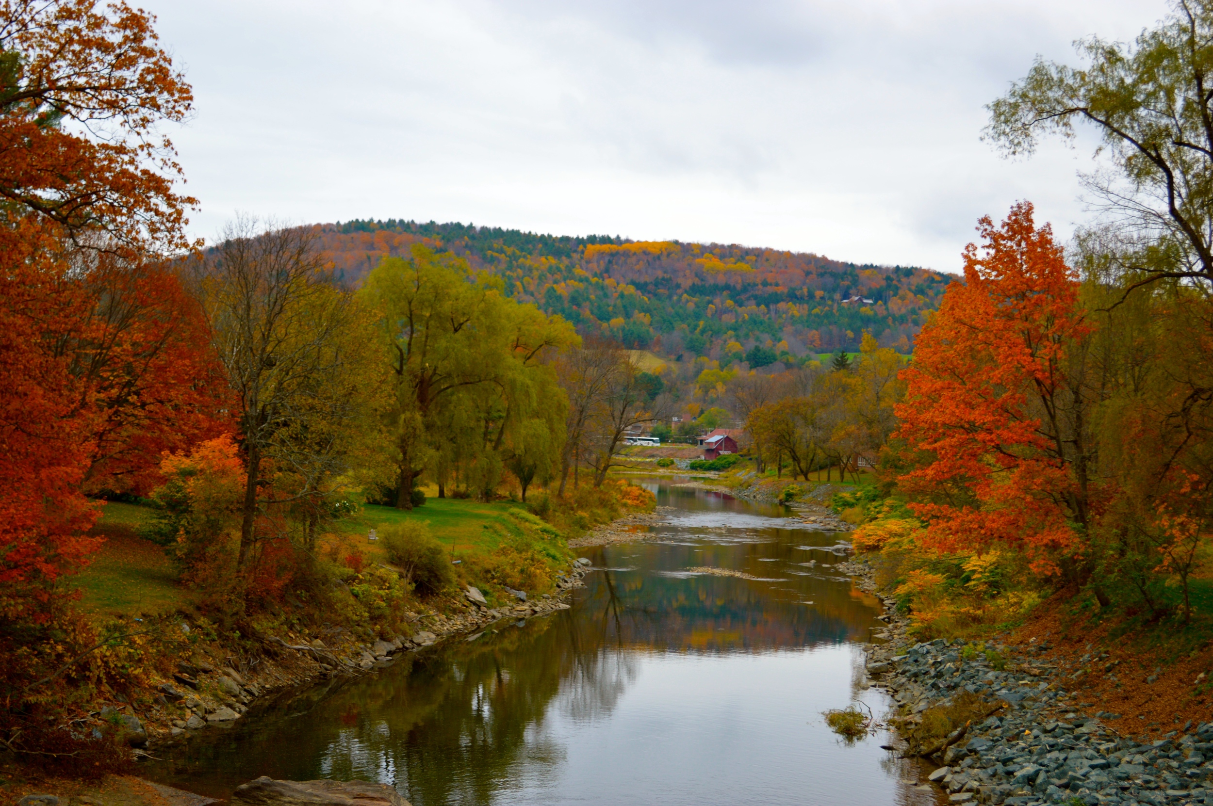 Entering the charming town of Woodstock...