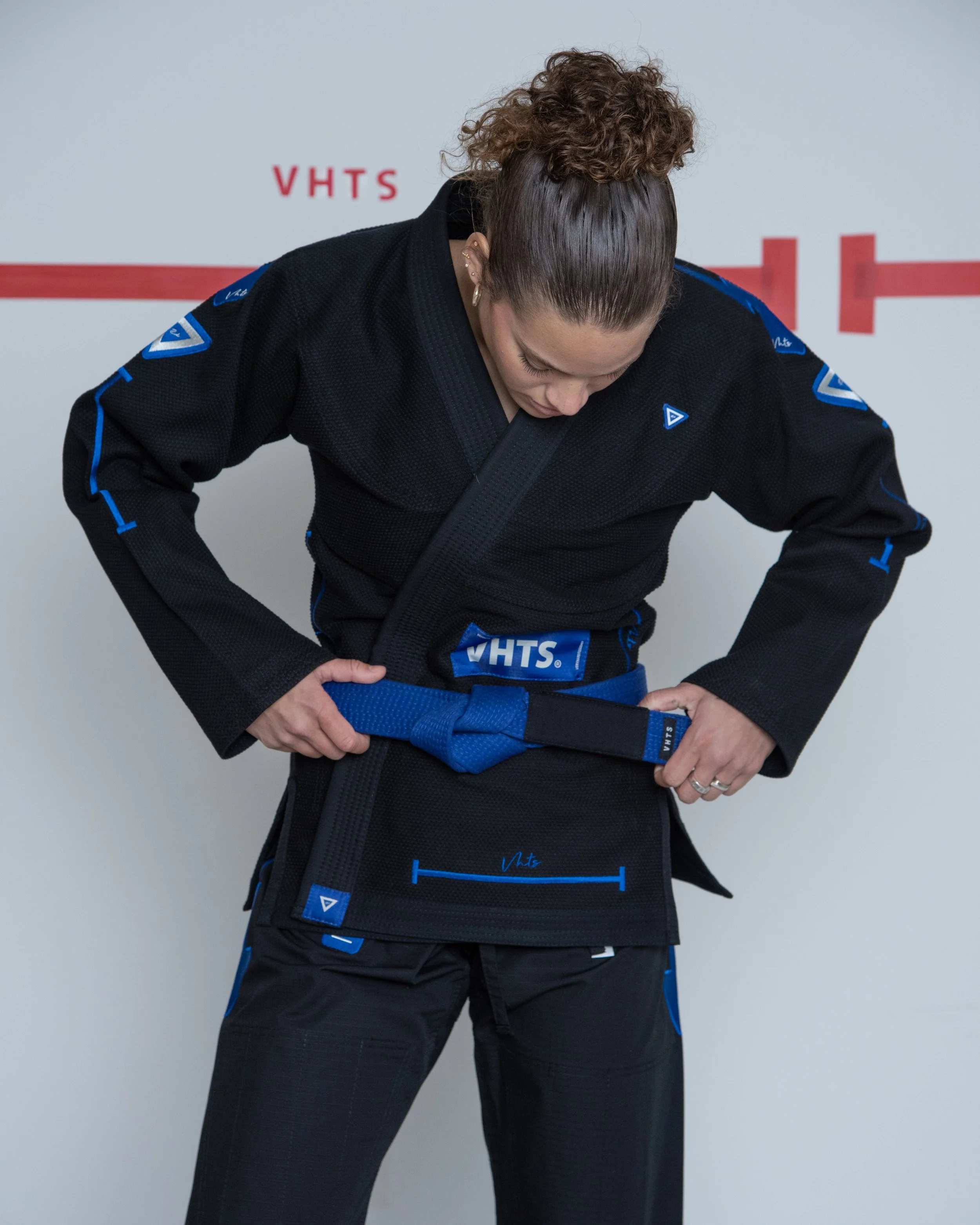 G 2023 BLACK | VHTS