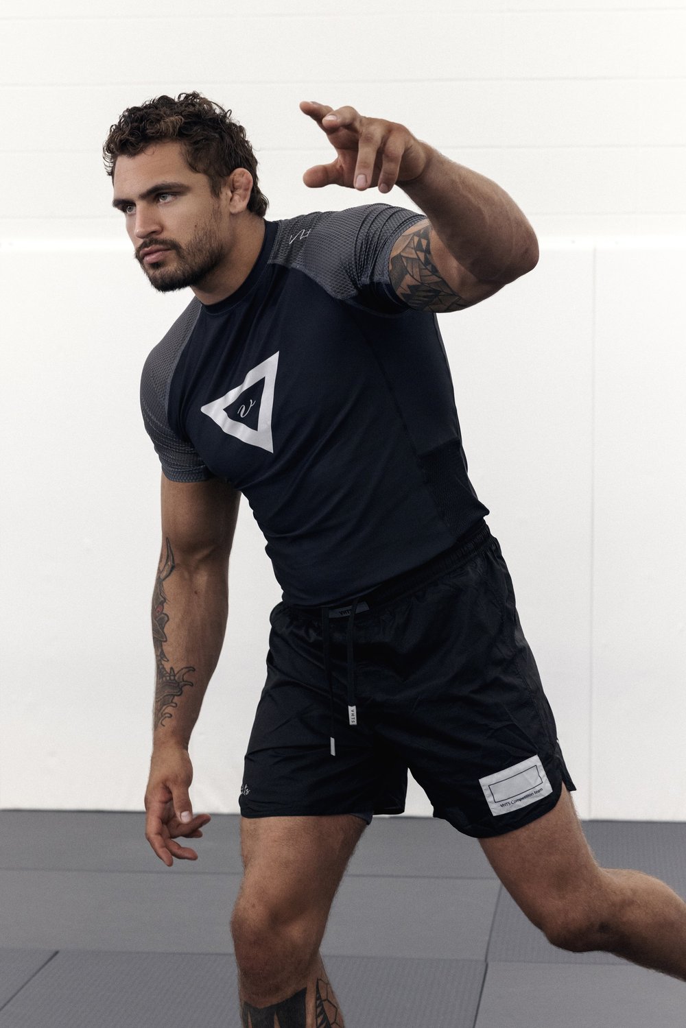 FW 23 "Waffle" Season 02 Short sleeves rash guard "Reflexion" (PRE ORDER WAITING TIME 50 DAYS) — photo 1 of 2