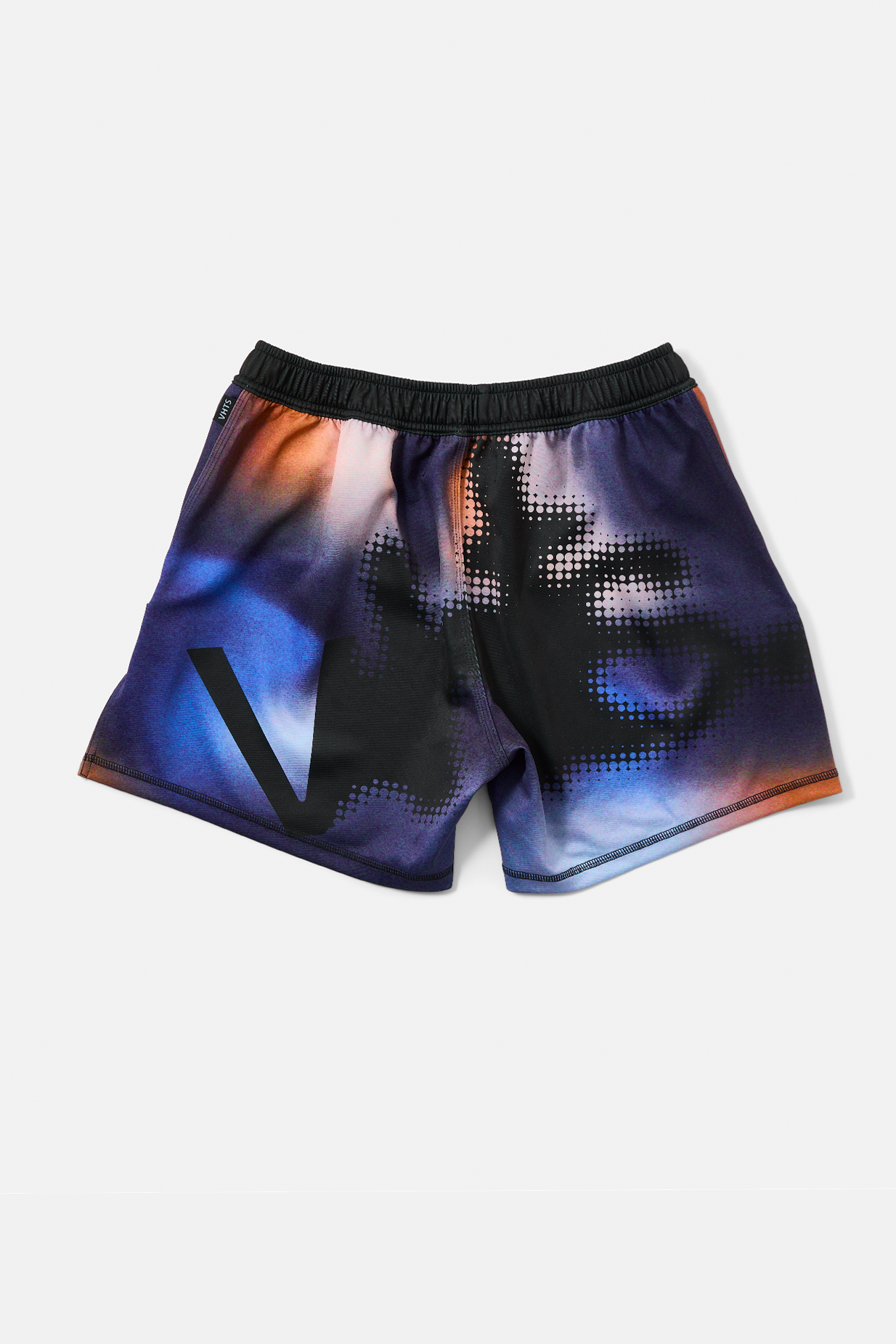 VHTS_Template_0000s_0014_260604_DL_VHTS_Shorts_0023.png