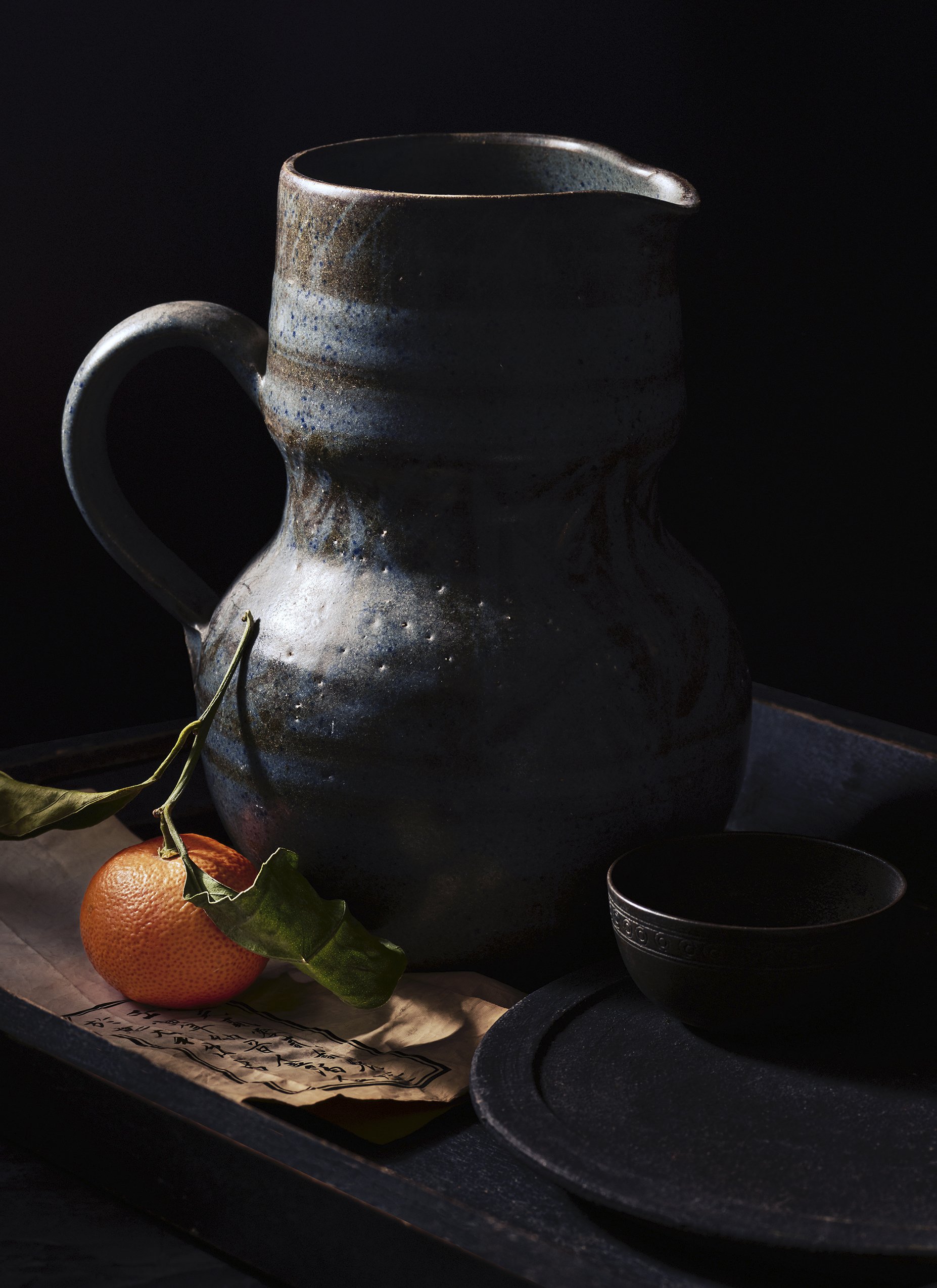 Franco clementine orange pitcher vase 221217shot01-043_A.jpg