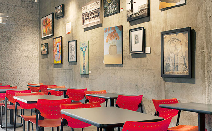 Above: "Starving Artist Wall" in a Pizza Studio location.