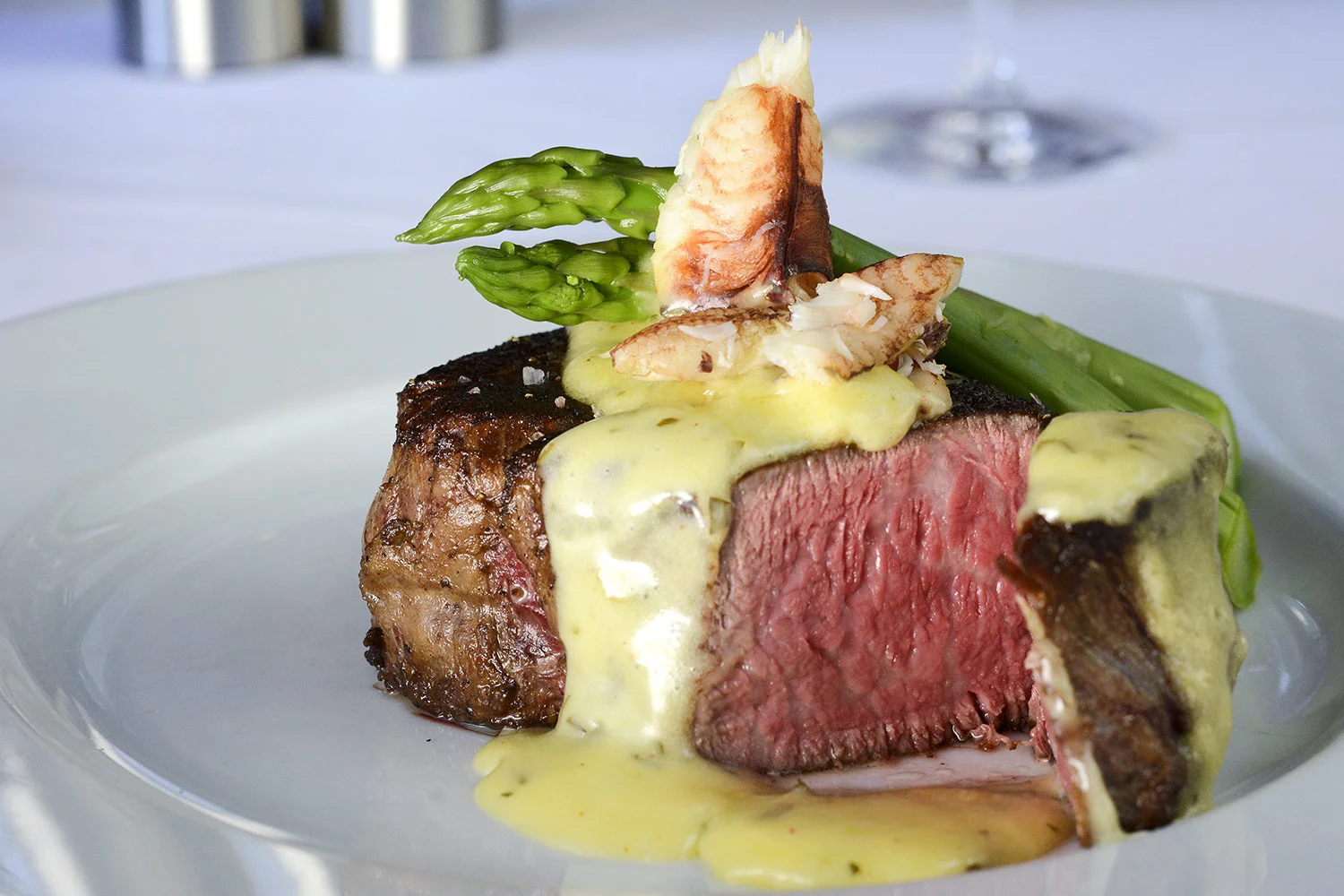 Beef-Seafood-Steak-Oscar-DSC_9578.jpg