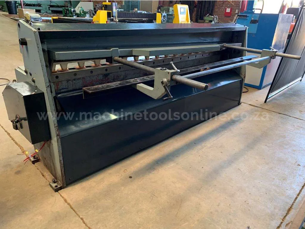 Used FJ Edwards Truecut Motorised Guillotine 3.25mm x 2500mm