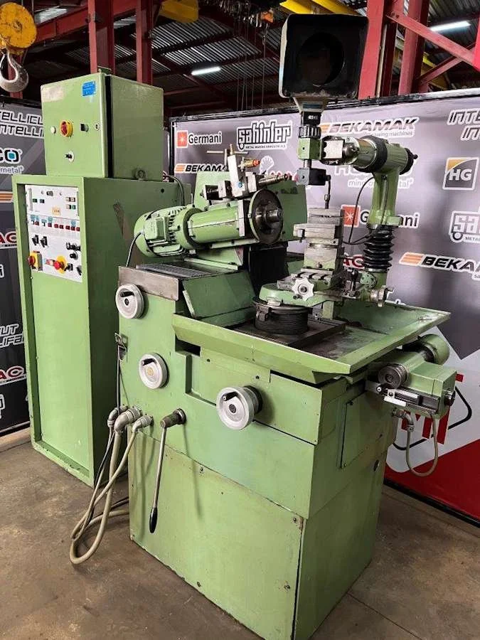 Used universal, cylindrical and surface grinding machines for sale