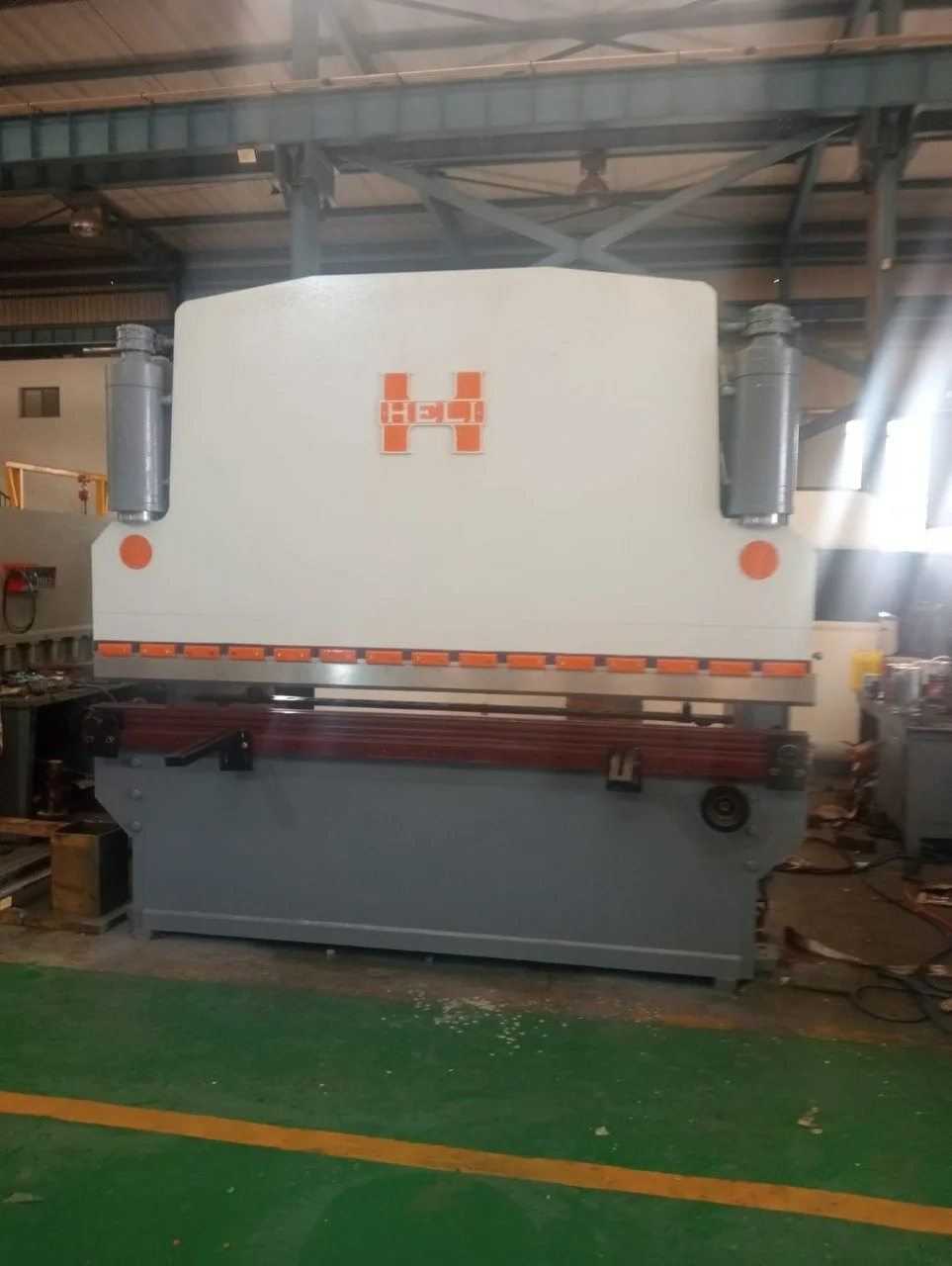 Used HELI 100Ton x 3000mm NC Pressbrake