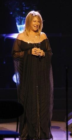 https://en.wikipedia.org/wiki/File:Barbra-streisand07.jpg#filelinks