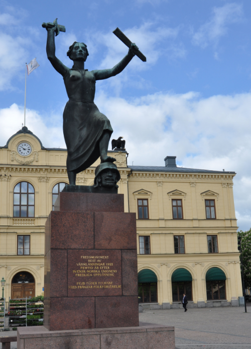 Fredsmonumentet i Karlstad.
