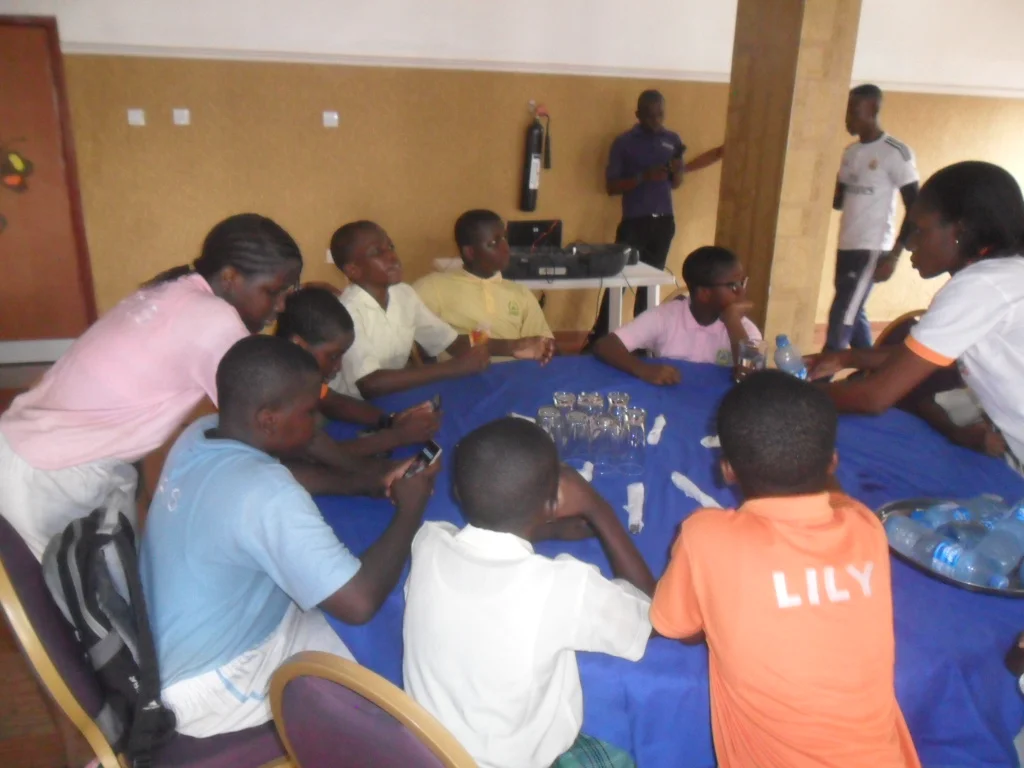 MyFamily Mobile 196.JPG