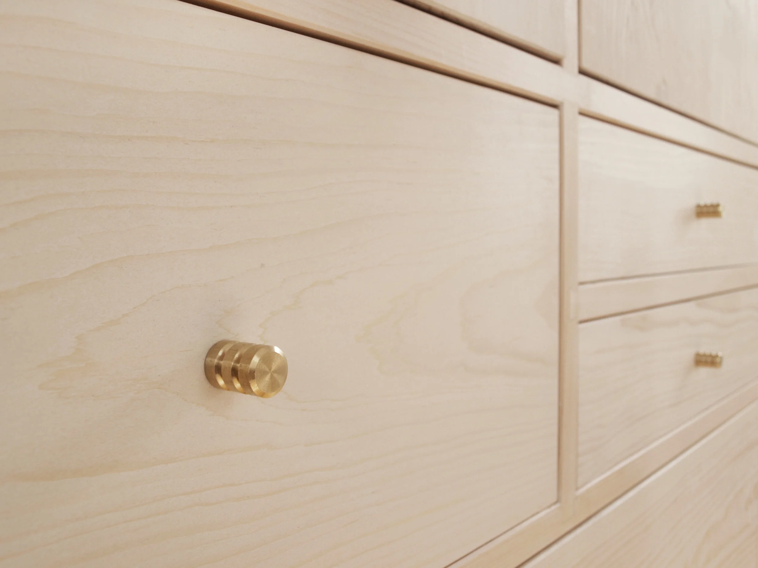 brian_persico_fin_armoire - 10.jpg