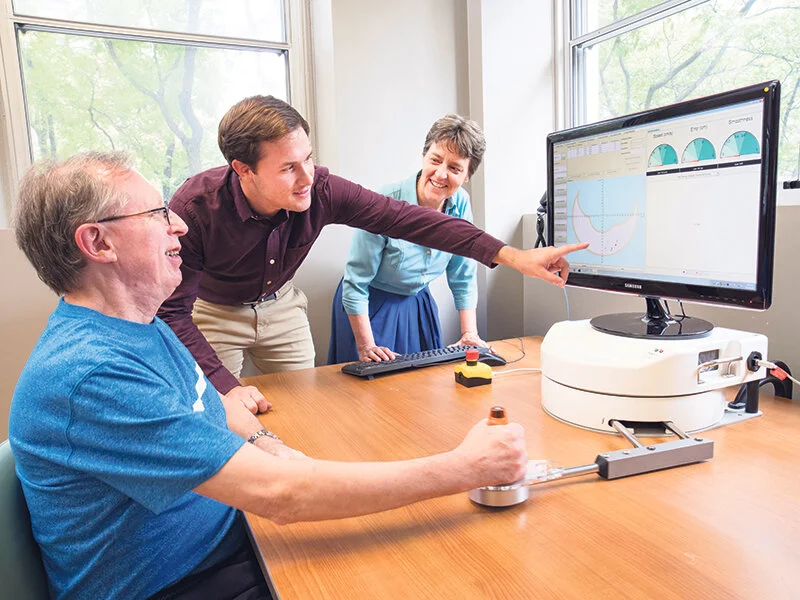 An AGE-WELL-supported team is developing a robotic device that uses artificial intelligence to help stroke survivors rebuild upper-body strength. For use in the community or people’s homes, it’s one of almost 100 AGE-WELL products in development or on the market. John Hryniuk