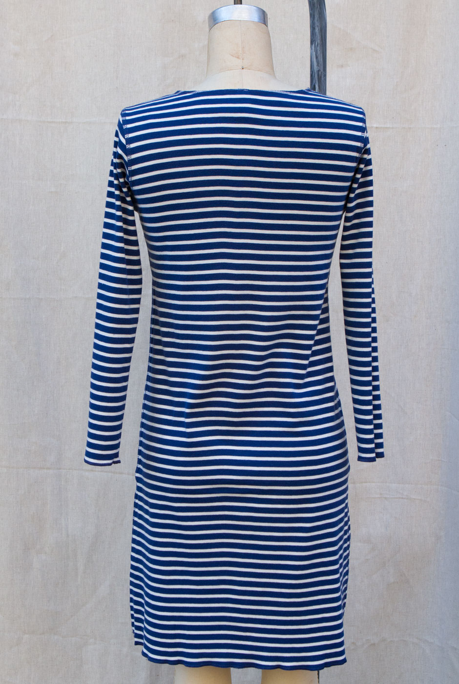 sailorrose_STRIPE-T-DRESS-NAVY-with-NATURAL-STRIPES_back.jpg