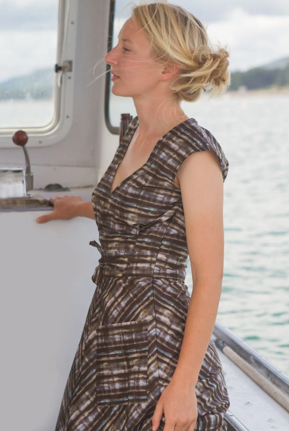 sailorrose_gullivan_dress_brown_9.jpg
