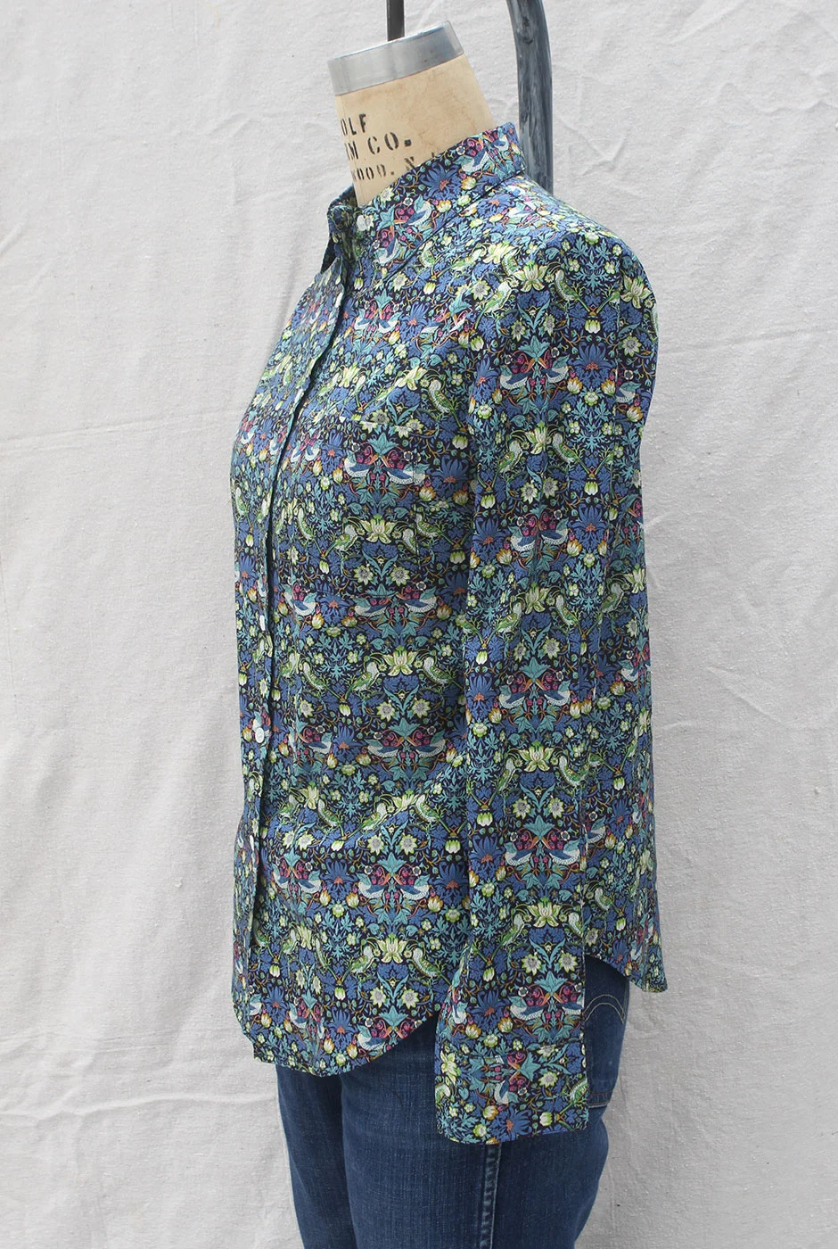 sailorrose-liberty-of-london-portland-shirt-green-strawberry-thief-side.jpg