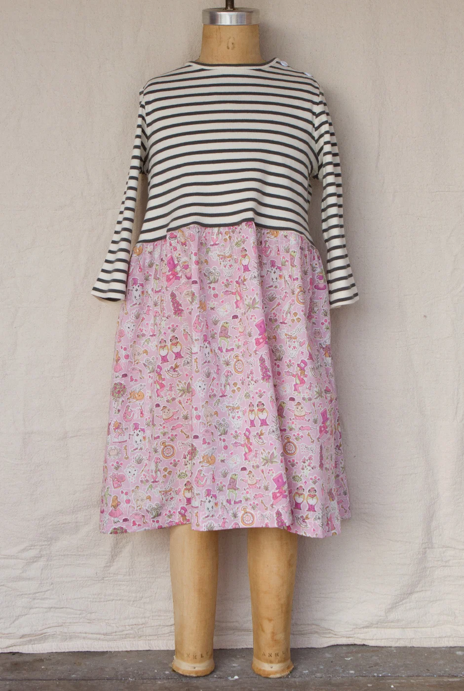 sailorrose-baker-island-dress-alice-in-wonderland-pink-liberty-of-london-.jpg